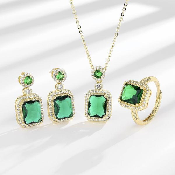 EMERALD DREAM GOLD LOOK LUXURY SET WITH BOX