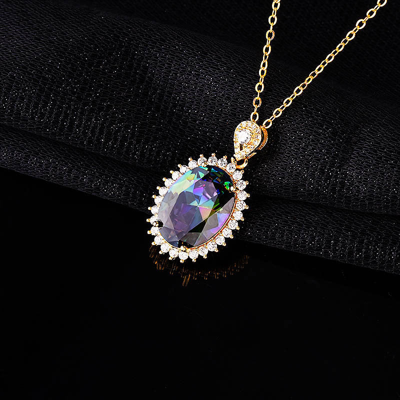 Luxury quality exclusive pendant with chain exclusive free box packaging