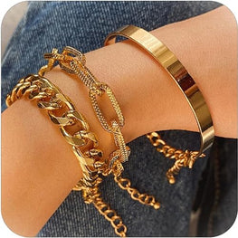 Exclusive chic wear bangle set