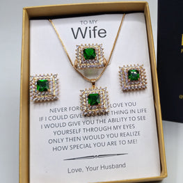 EMERALD GOLD LOOK LUXURY SET WITH EXCLUSIVE BOX PACKING