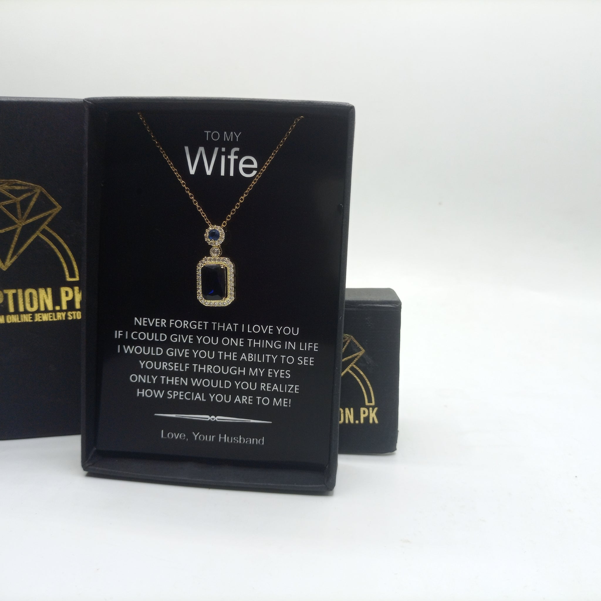 SAPPHIRE GOLD THEME LUXURY PENDANT WITH BOX