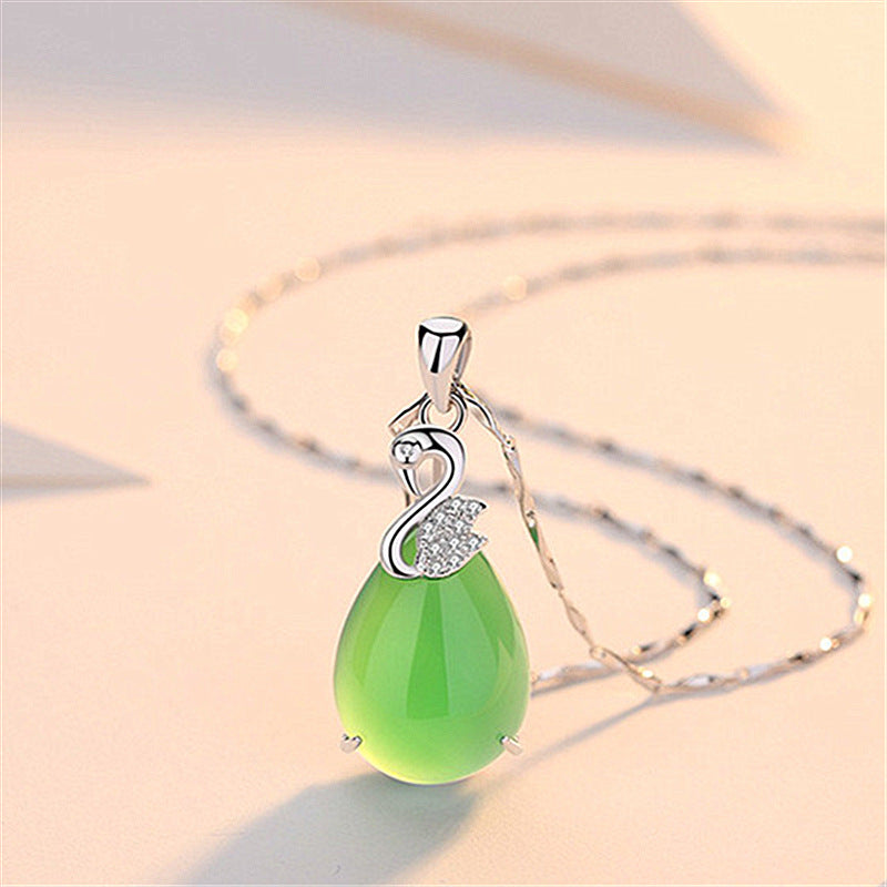 Luxury quality exclusive pendant with chain exclusive free box packaging