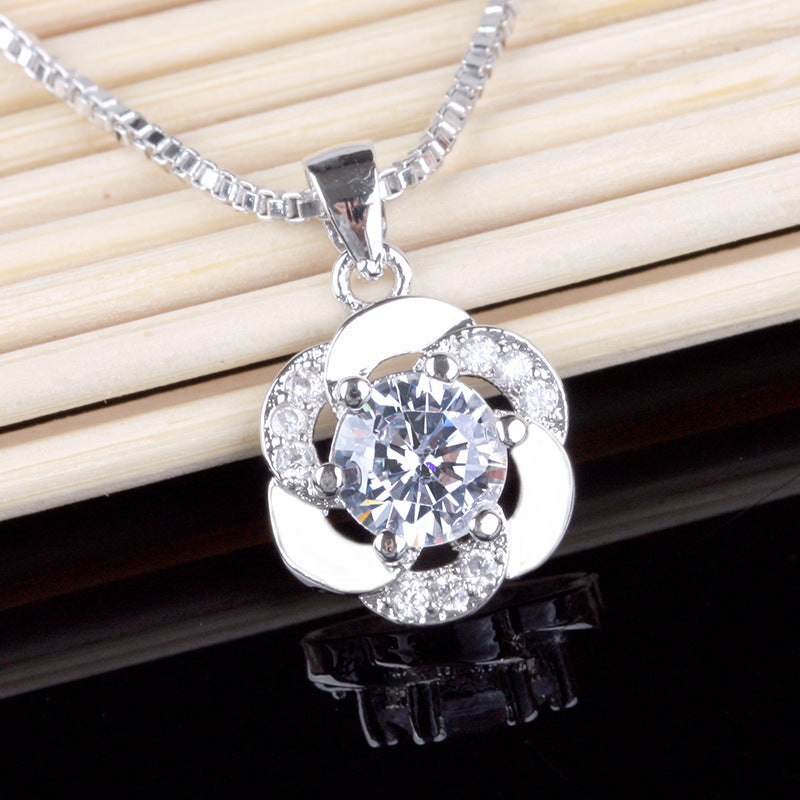 DIAMOND CUT LUXURY QUALITY GIFT PENDANT BOX PACKED