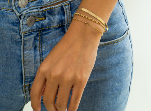 Exclusive chic wear bracelet